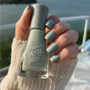 Sally Hansen Insta Dri - Thyme Is Money